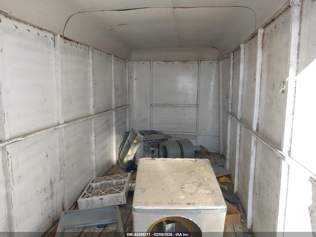 11WEC16211W261505 2001 WW BOX TRAILER photo no. 5
