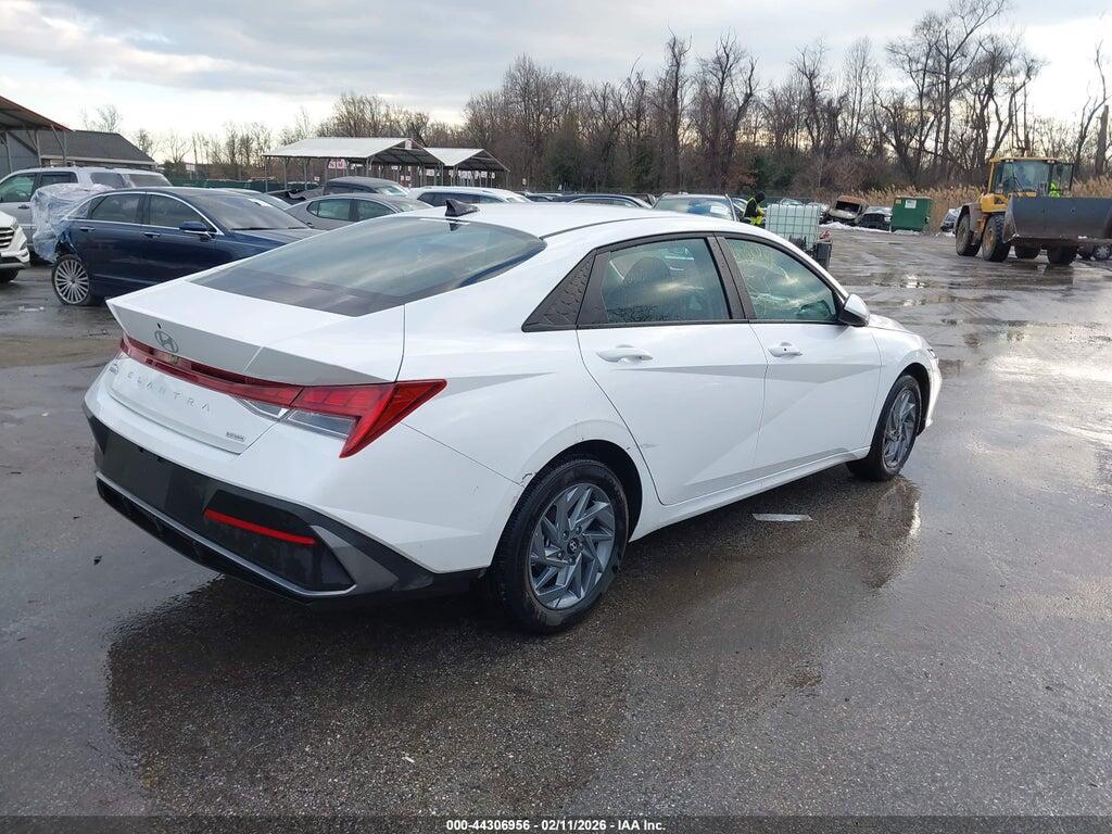 KMHLM4DJ6SU173430 2025 HYUNDAI ELANTRA HYBRID photo no. 4