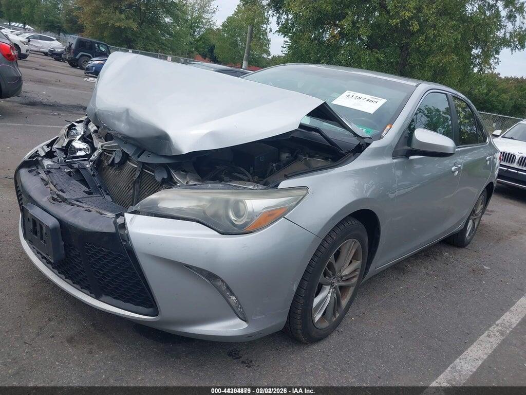 4T1BF1FKXFU915232 2015 TOYOTA CAMRY photo no. 2