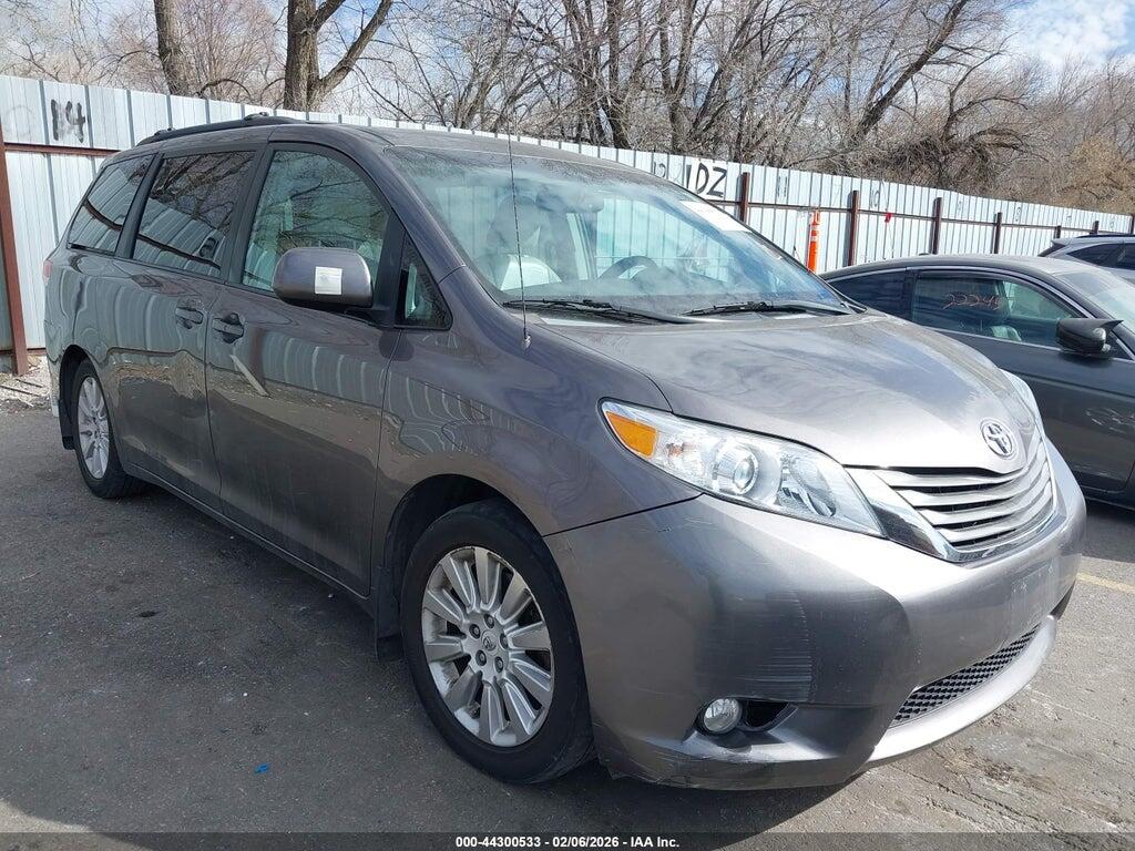 5TDDK3DC1CS031857 2012 TOYOTA SIENNA photo no. 1