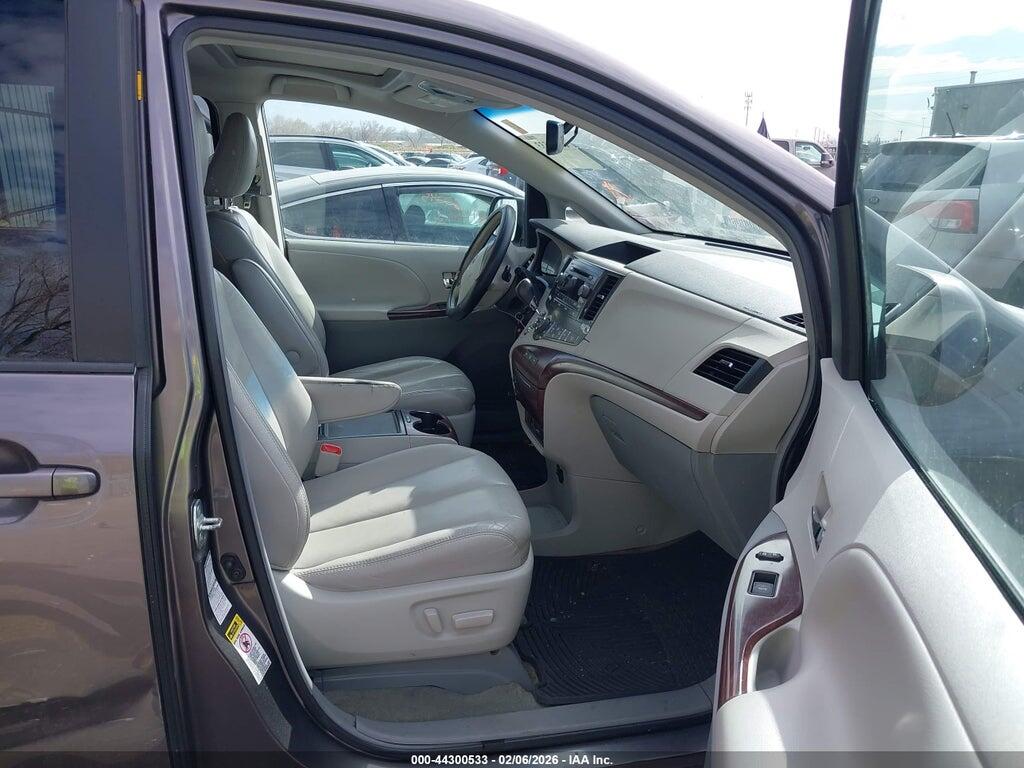 5TDDK3DC1CS031857 2012 TOYOTA SIENNA photo no. 5