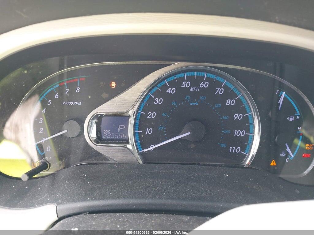 5TDDK3DC1CS031857 2012 TOYOTA SIENNA photo no. 7