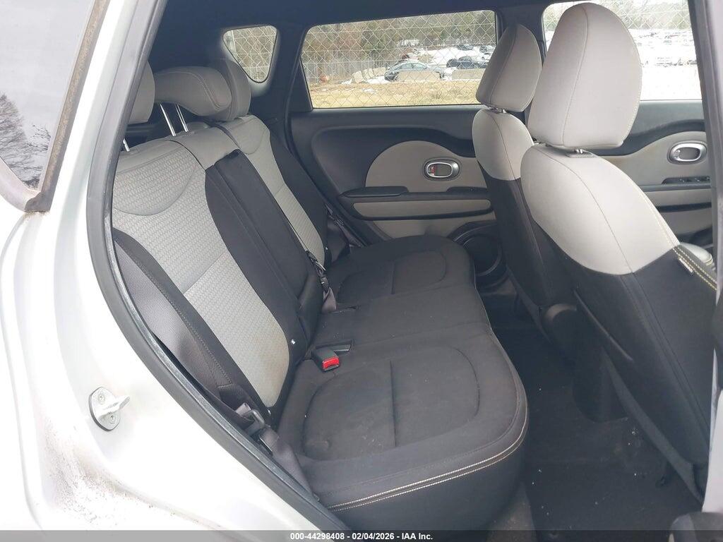 KNDJP3A53F7781852 2015 KIA SOUL photo no. 8
