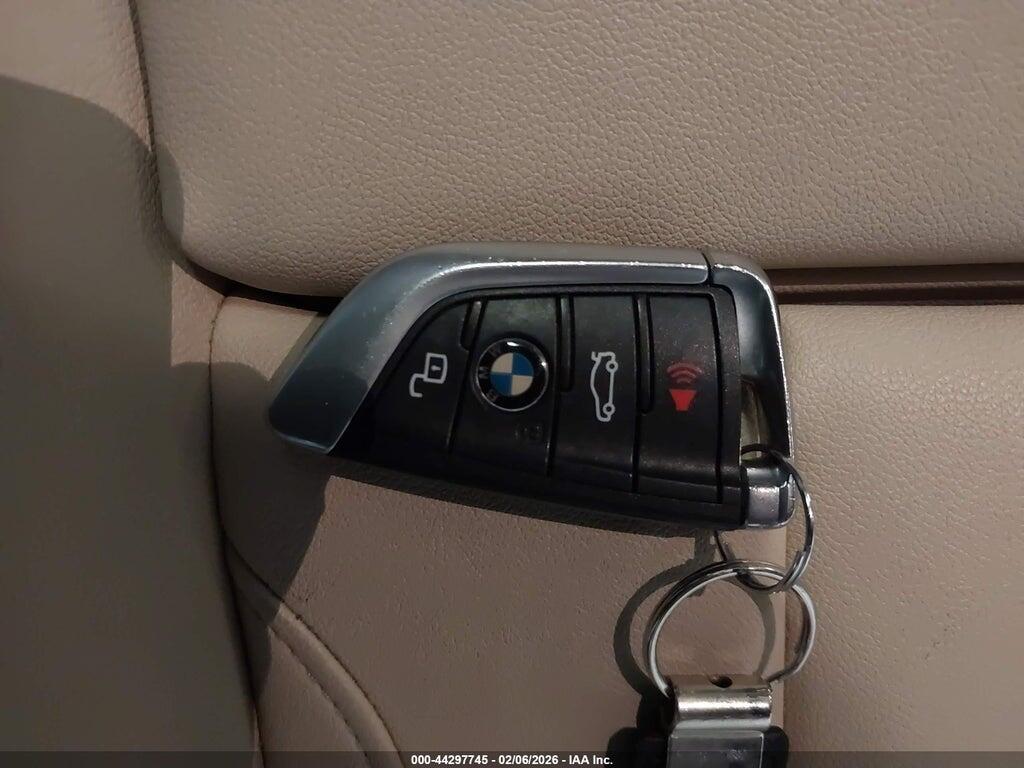 WBA5R1C08LFH33492 2020 BMW 330I photo no. 11