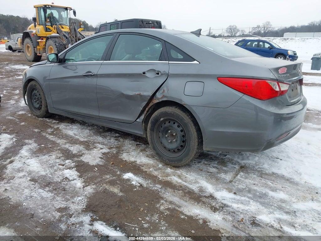 5NPEB4AC7BH072075 2011 HYUNDAI SONATA photo no. 3