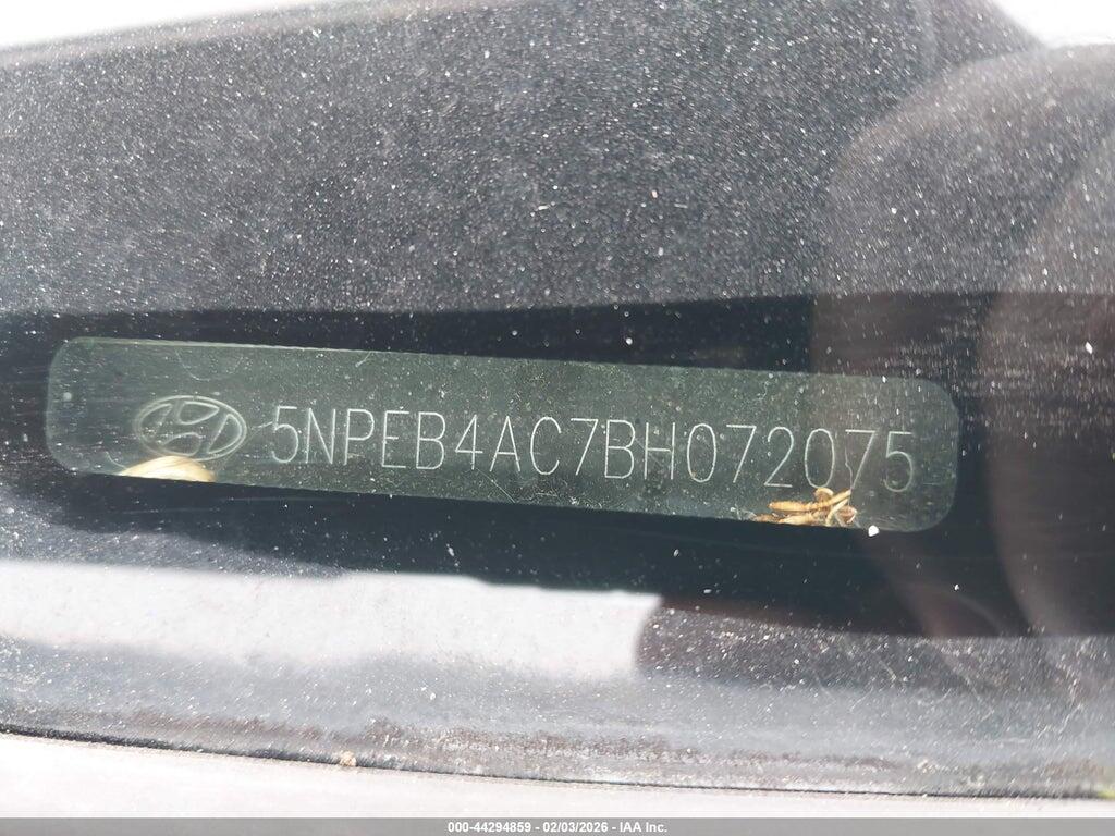5NPEB4AC7BH072075 2011 HYUNDAI SONATA photo no. 9