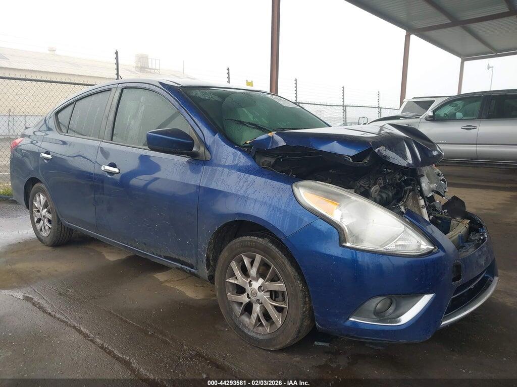 3N1CN7AP1JL809761 2018 NISSAN VERSA photo no. 1