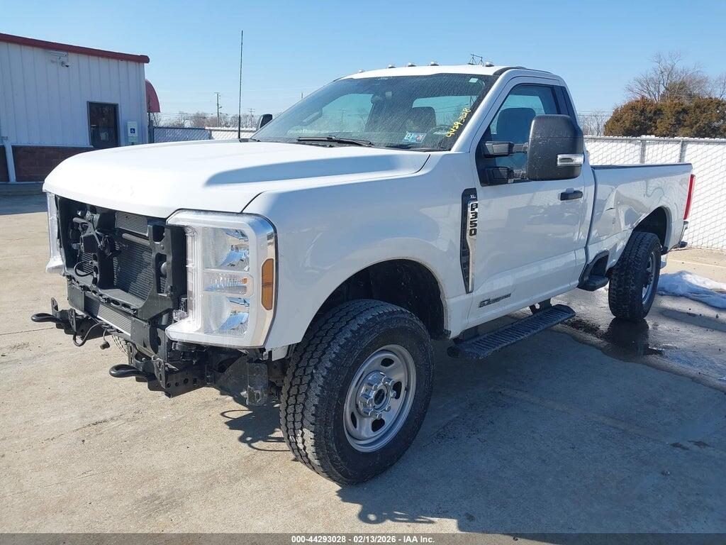 1FTRF3BT8REF45507 2024 FORD F-350 photo no. 2