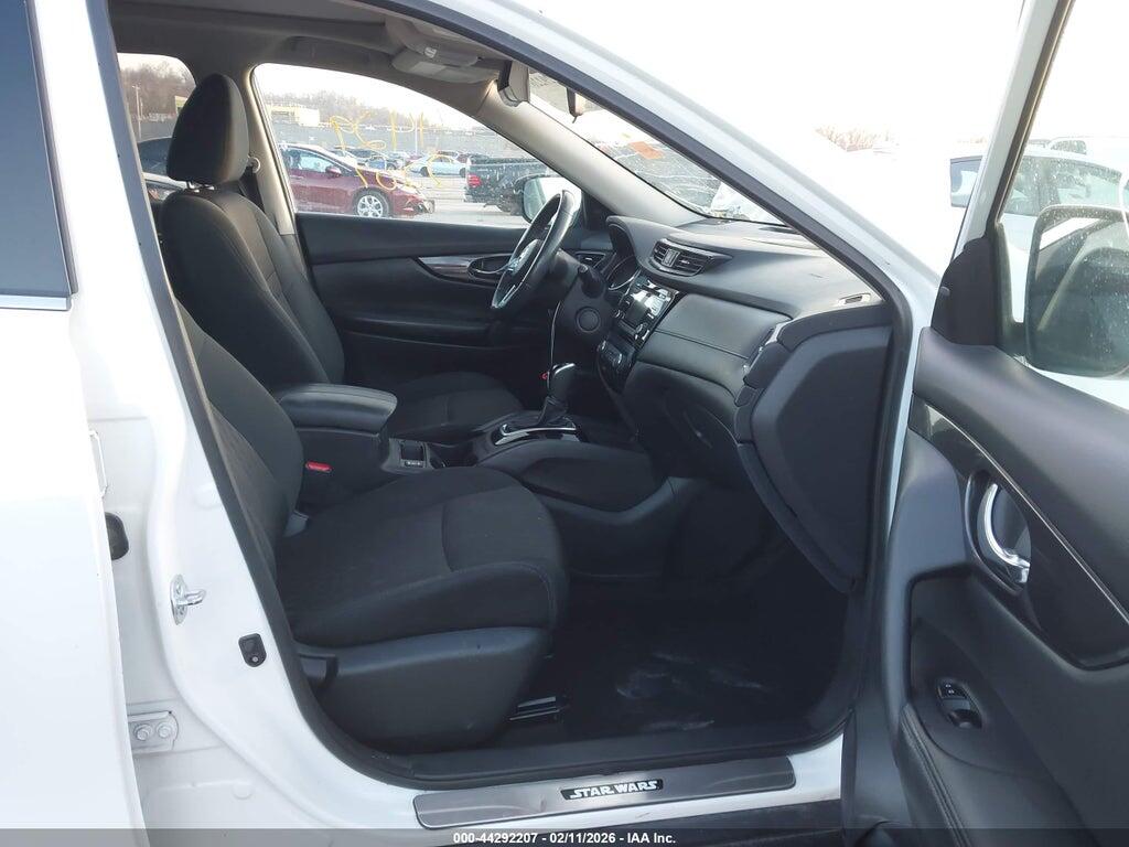 5N1AT2MV2HC759137 2017 NISSAN ROGUE photo no. 5