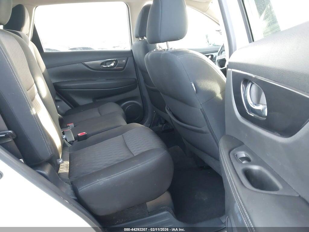 5N1AT2MV2HC759137 2017 NISSAN ROGUE photo no. 8