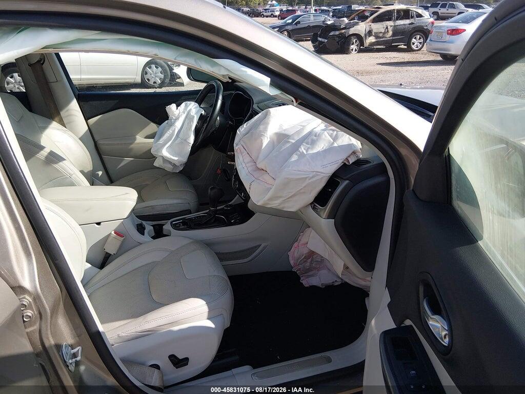 1C4PJMDX9KD306474 2019 JEEP CHEROKEE photo no. 5