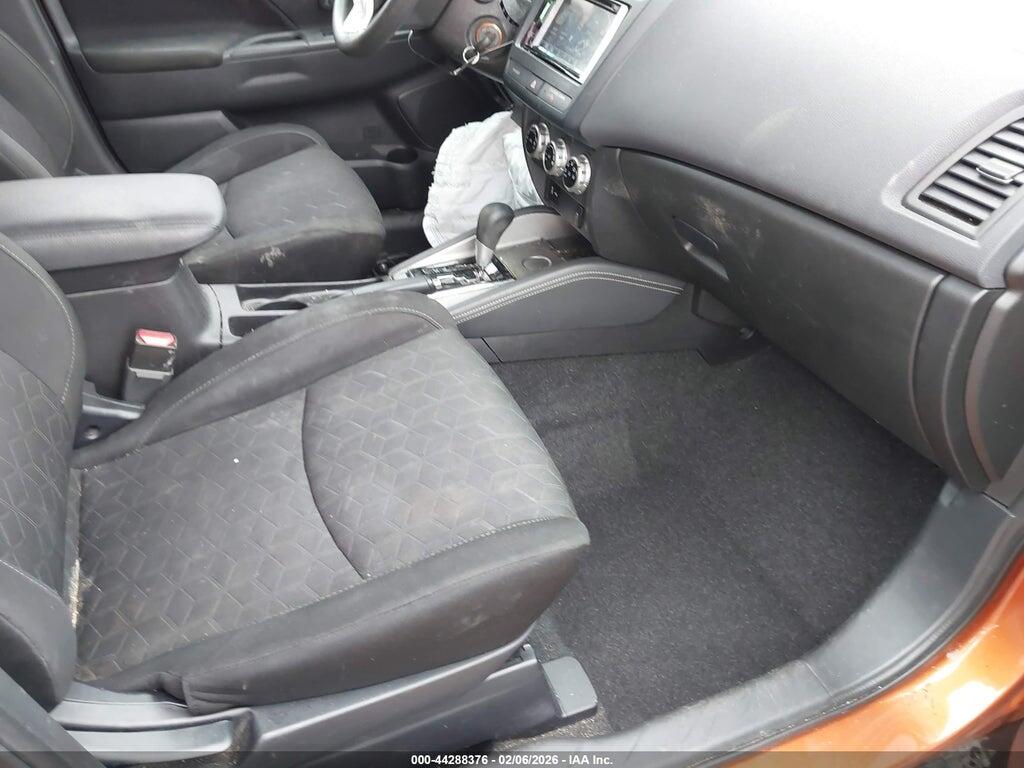 JA4APUAU7MU003754 2021 MITSUBISHI OUTLANDER SPORT photo no. 5