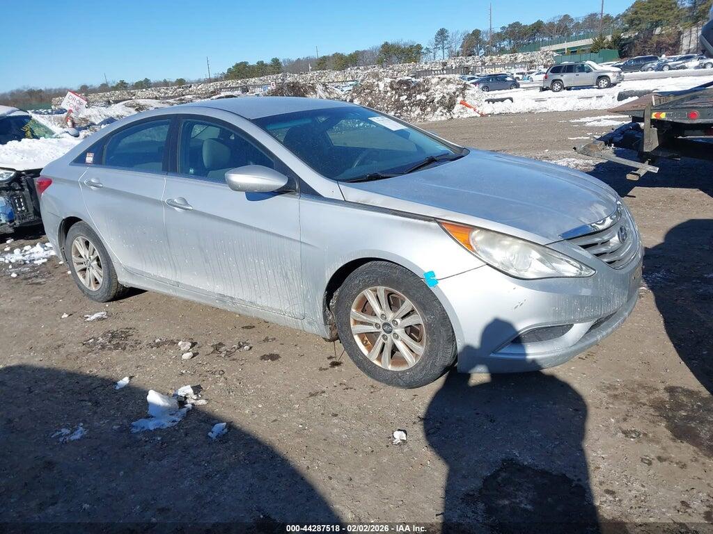 5NPEB4AC7BH220967 2011 HYUNDAI SONATA photo no. 1