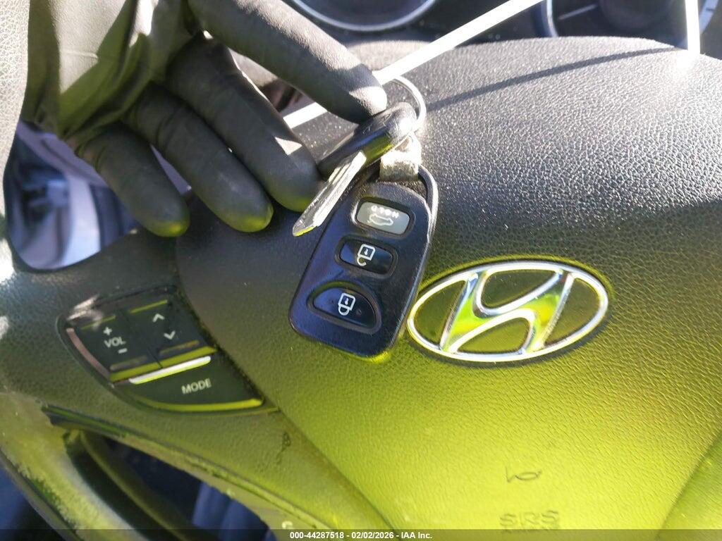 5NPEB4AC7BH220967 2011 HYUNDAI SONATA photo no. 11