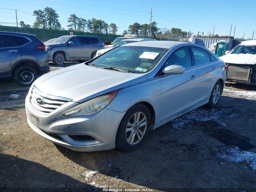 5NPEB4AC7BH220967 2011 HYUNDAI SONATA photo no. 2