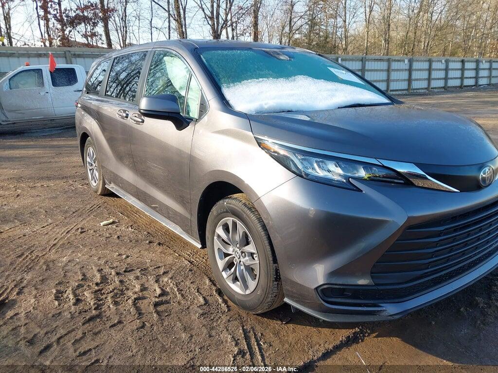 5TDKRKEC2PS174740 2023 TOYOTA SIENNA photo no. 1