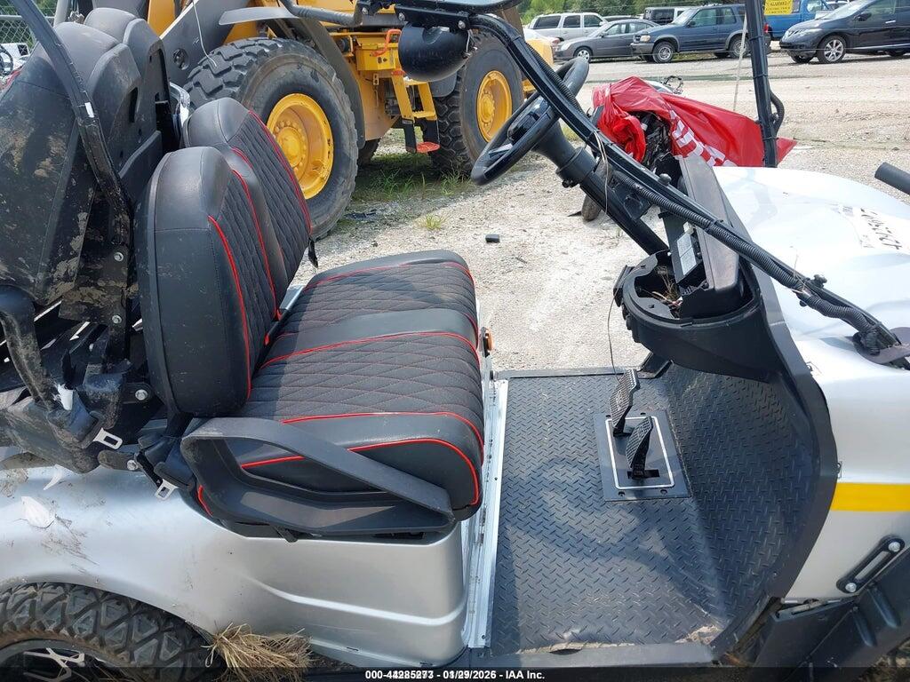 A07DE5W8HNC003045 2022 CLUB CAR GOLF CART photo no. 5