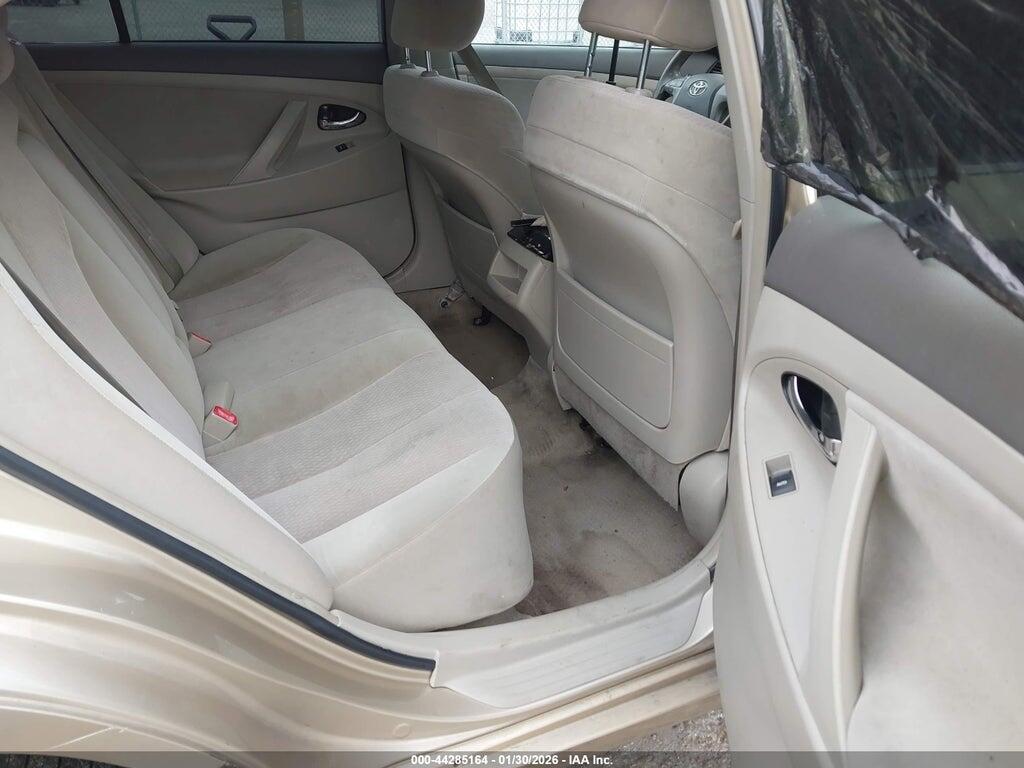 4T1BF3EK9BU145855 2011 TOYOTA CAMRY photo no. 8