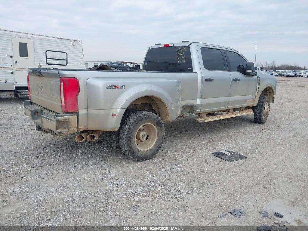 1FT8W3DM8REC61716 2024 FORD F-350 photo no. 4