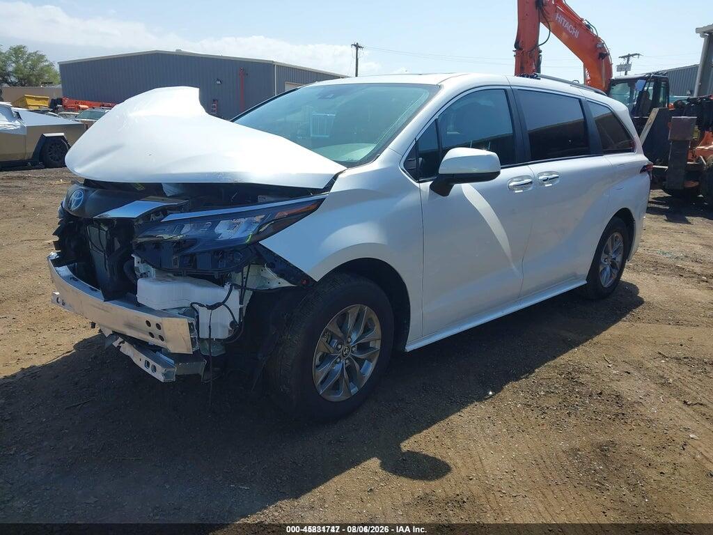 5TDYRKECXSS235836 2025 TOYOTA SIENNA photo no. 2