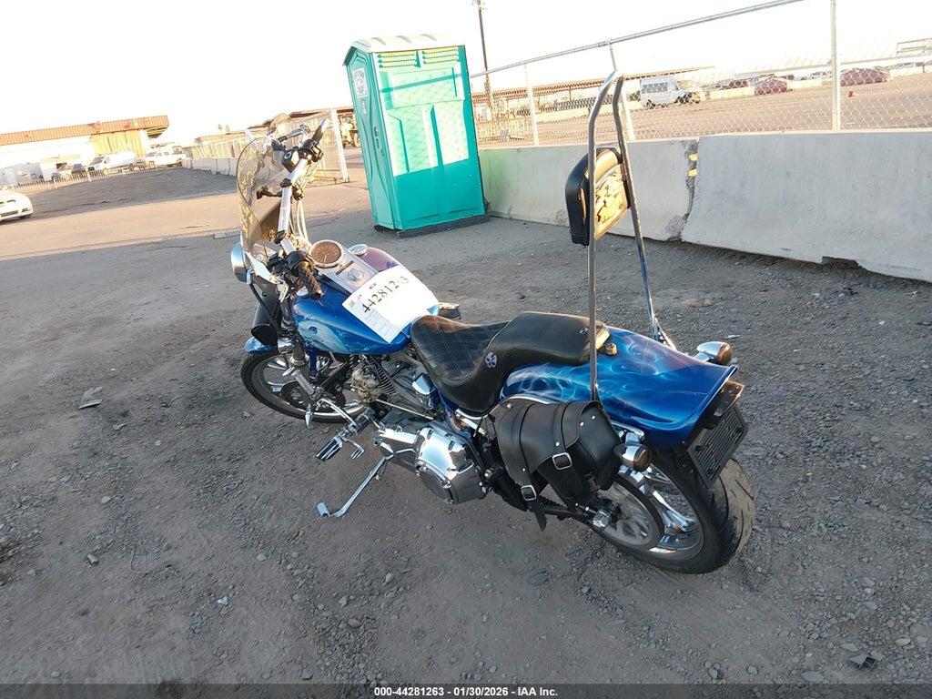 1HD1BV5167Y011026 2007 HARLEY-DAVIDSON FXST photo no. 3