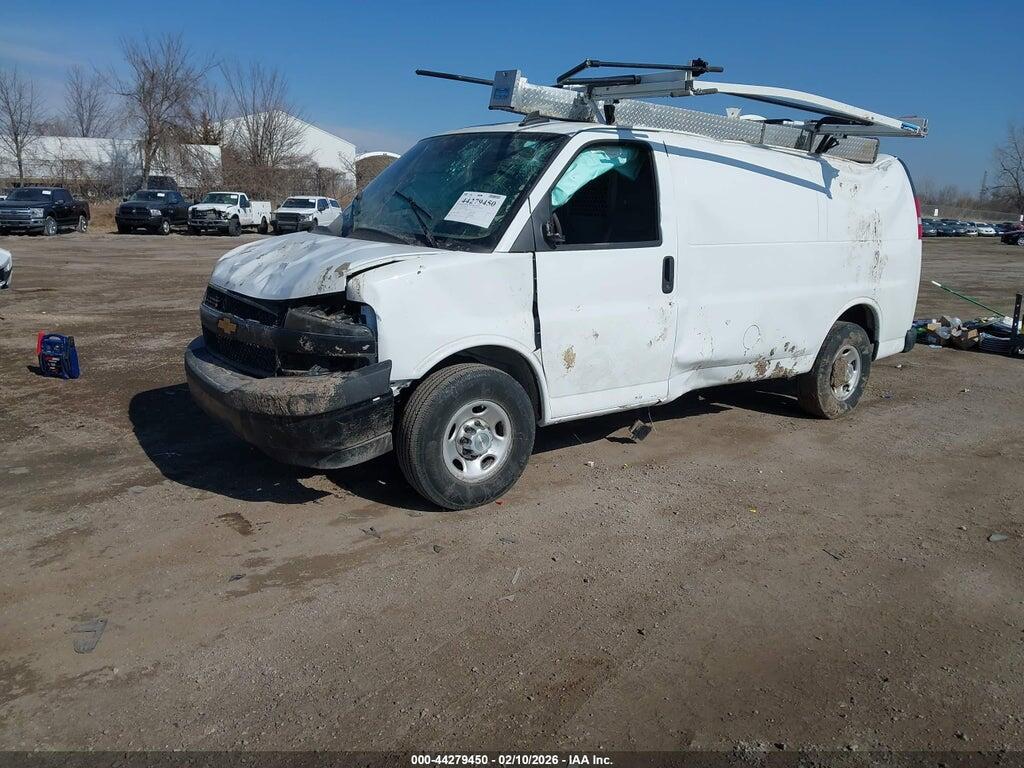 1GCWGAF78R1194316 2024 CHEVROLET EXPRESS CARGO photo no. 2