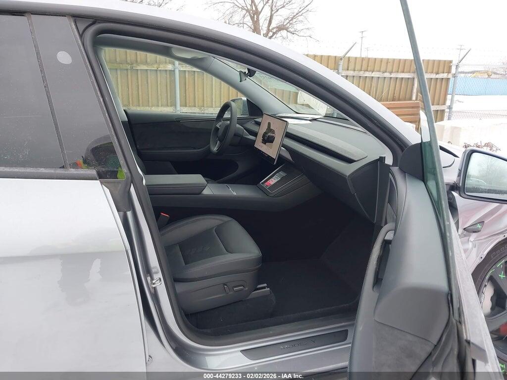 7SAYGDEE3TF337927 2026 TESLA MODEL Y photo no. 5