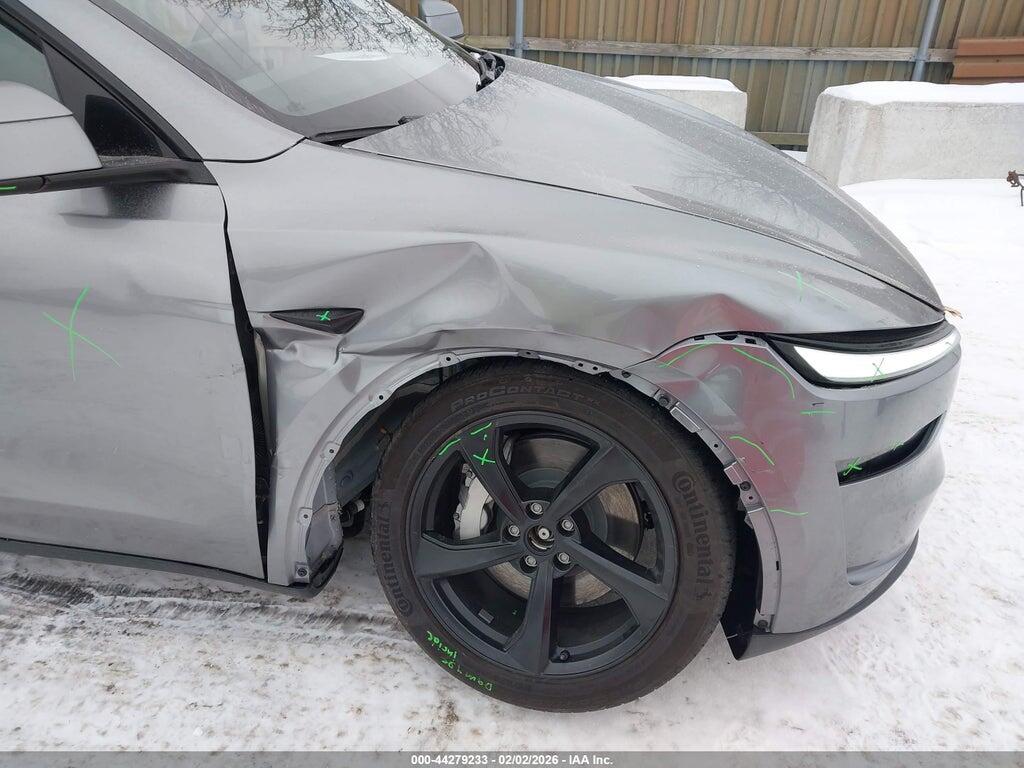 7SAYGDEE3TF337927 2026 TESLA MODEL Y photo no. 6
