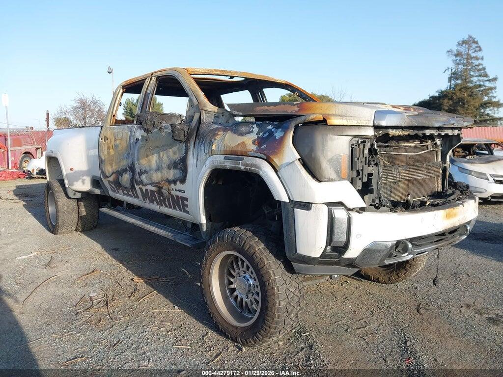 1GT49WEY9RF259203 2024 GMC SIERRA 3500HD photo no. 2