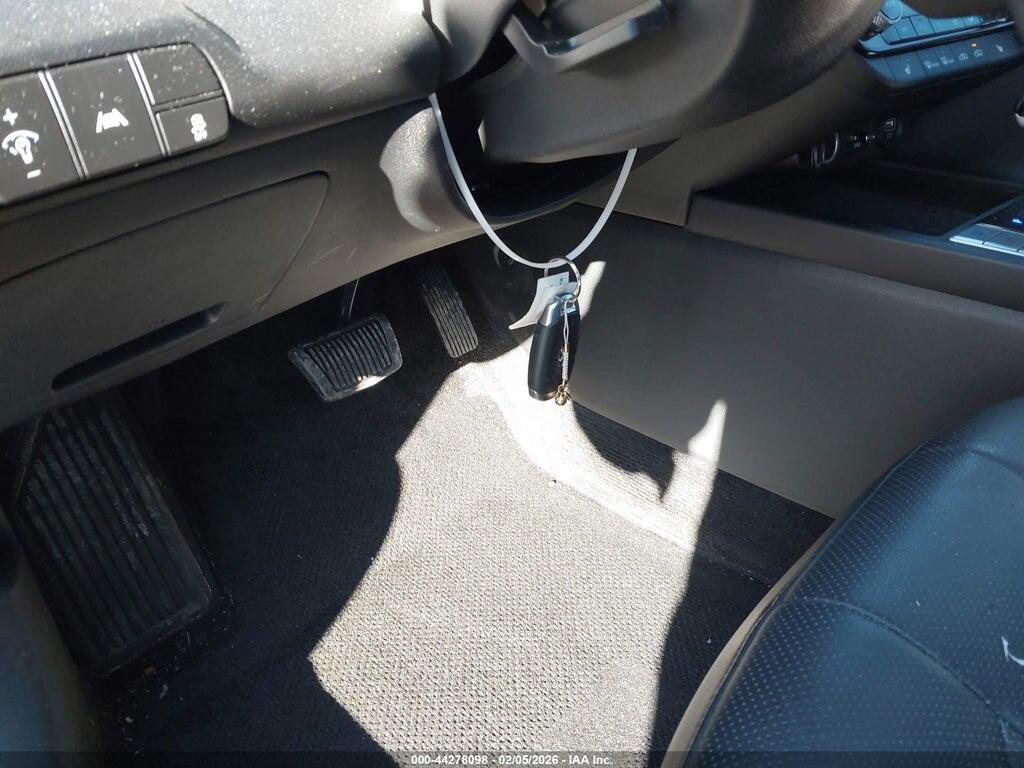 KMHLP4AG8PU522594 2023 HYUNDAI ELANTRA photo no. 11