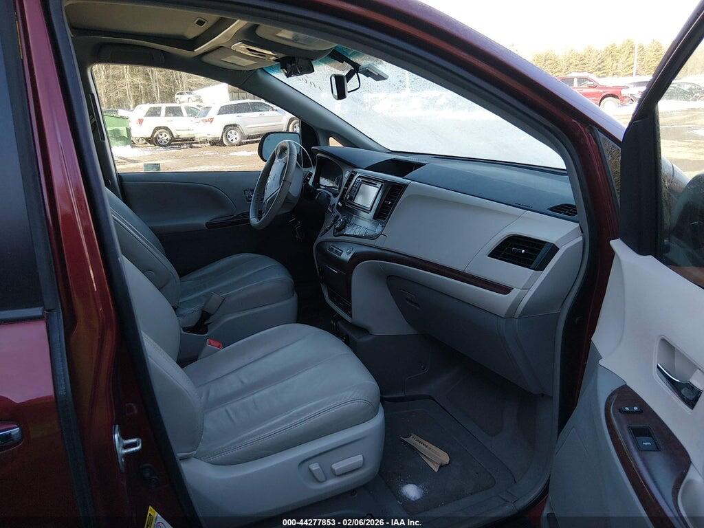 5TDYK3DC4DS367554 2013 TOYOTA SIENNA photo no. 5