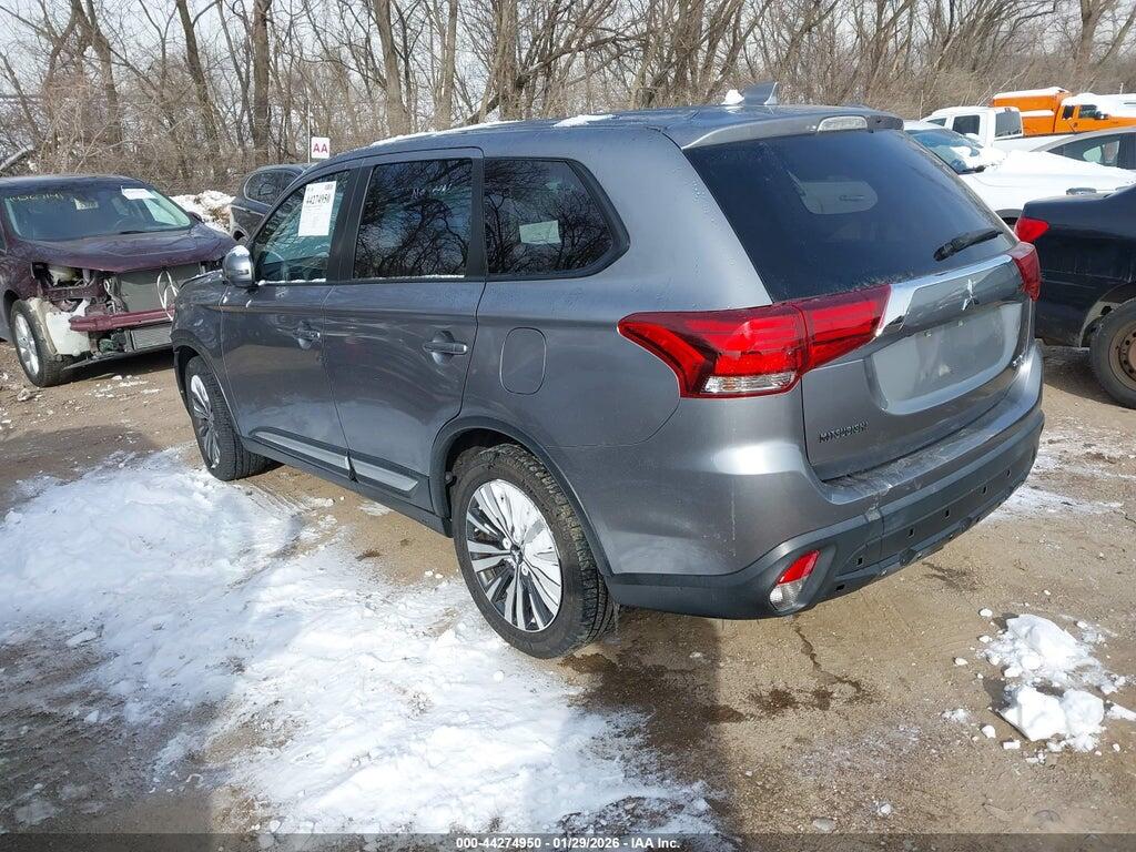 JA4AD3A38KZ030648 2019 MITSUBISHI OUTLANDER photo no. 3
