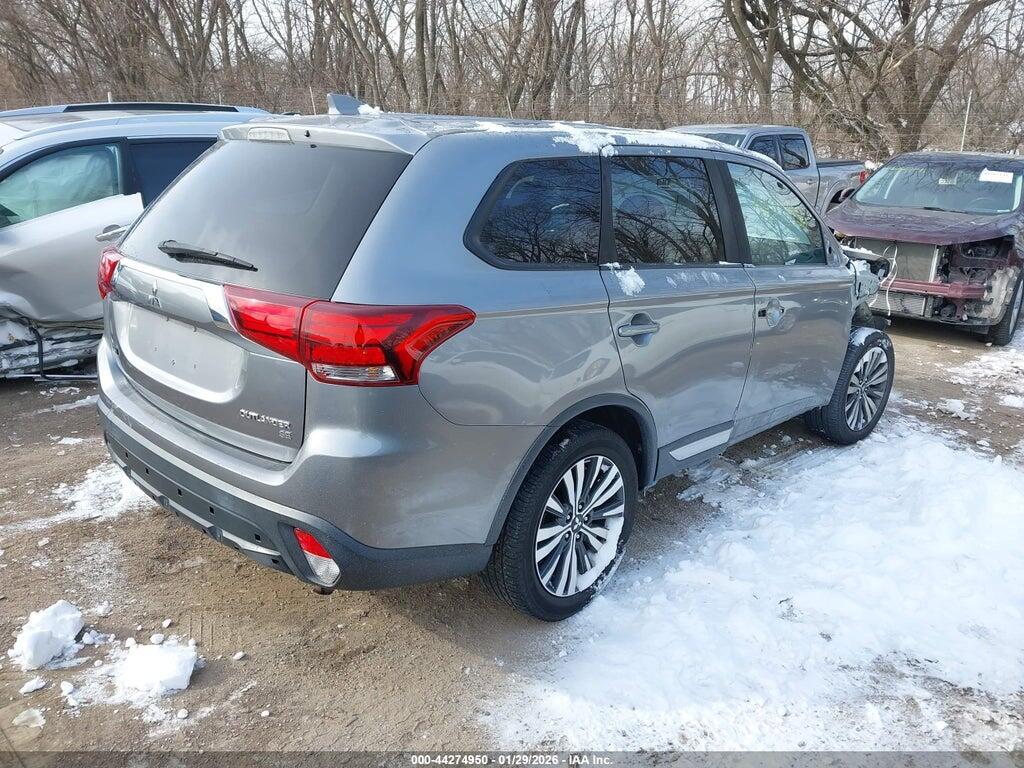 JA4AD3A38KZ030648 2019 MITSUBISHI OUTLANDER photo no. 4