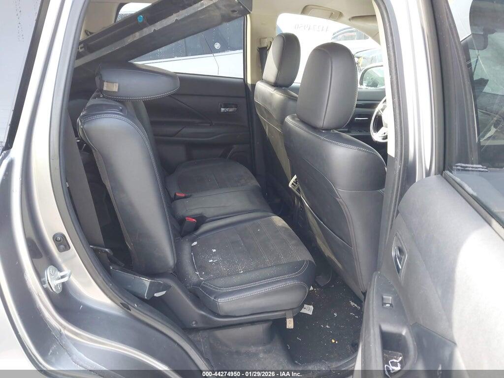 JA4AD3A38KZ030648 2019 MITSUBISHI OUTLANDER photo no. 8