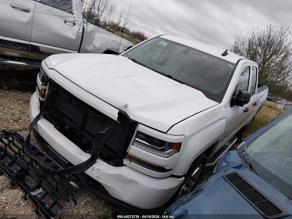 1GCRCPEC9JZ211141 2018 CHEVROLET SILVERADO 1500 photo no. 2