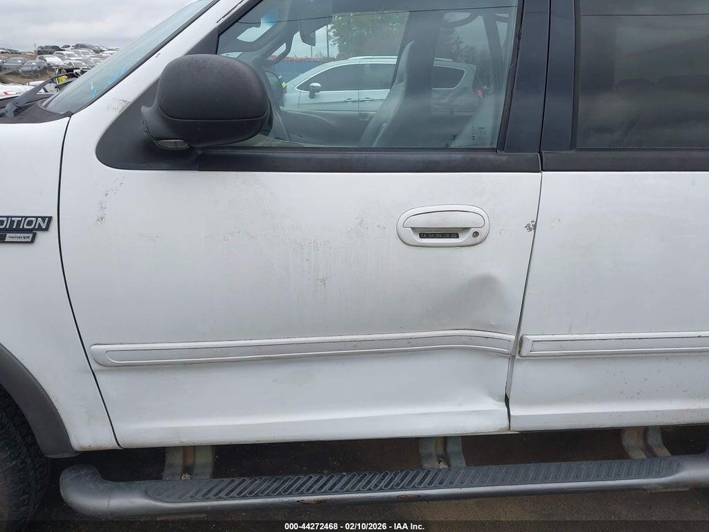 1FMFU16L52LA28816 2002 FORD EXPEDITION photo no. 6