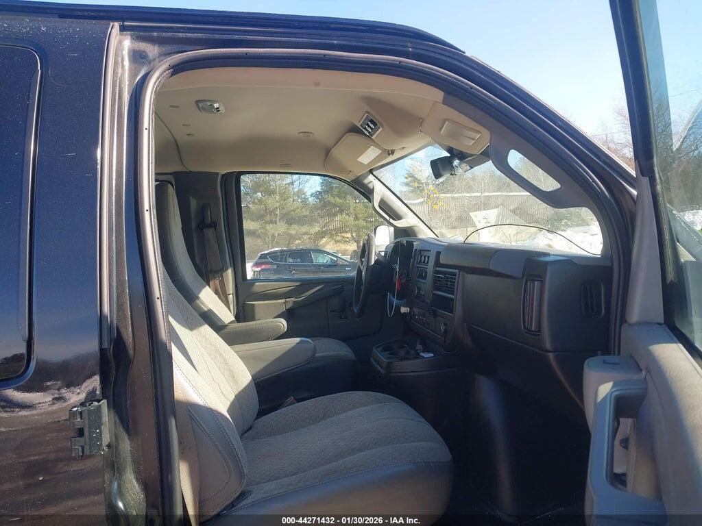 1GAZGPFG2K1295978 2019 CHEVROLET EXPRESS 3500 photo no. 5