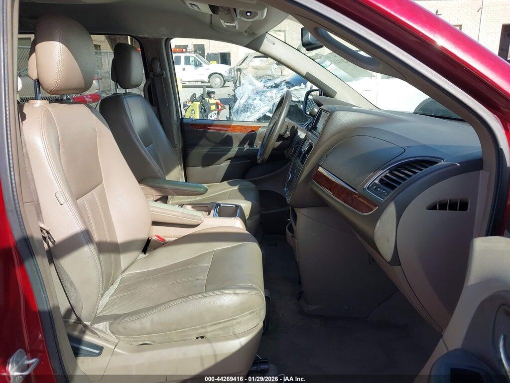 2C4RC1BG1CR362802 2012 CHRYSLER TOWN & COUNTRY photo no. 5