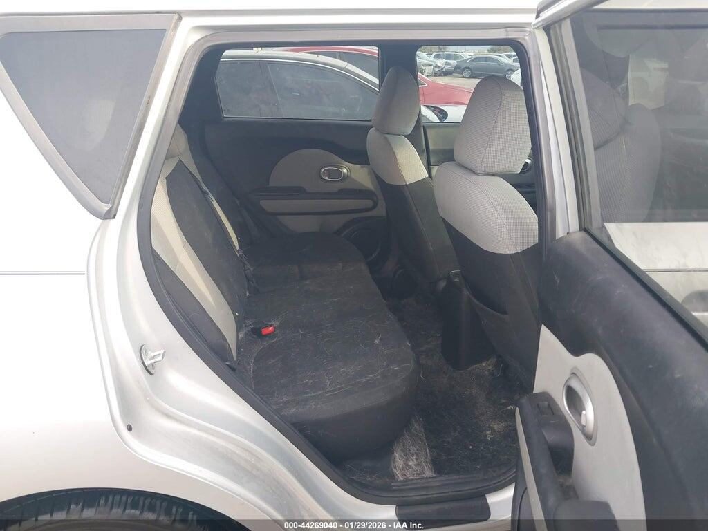 KNDJN2A25E7739560 2014 KIA SOUL photo no. 8