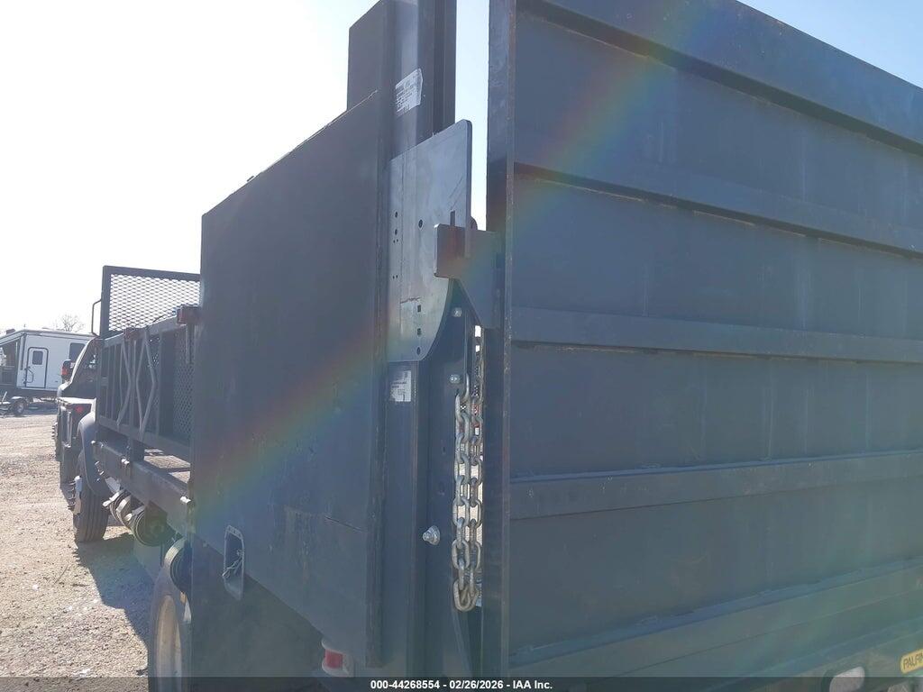 3C7WRMBL8GG193909 2016 RAM 5500 CHASSIS photo no. 3