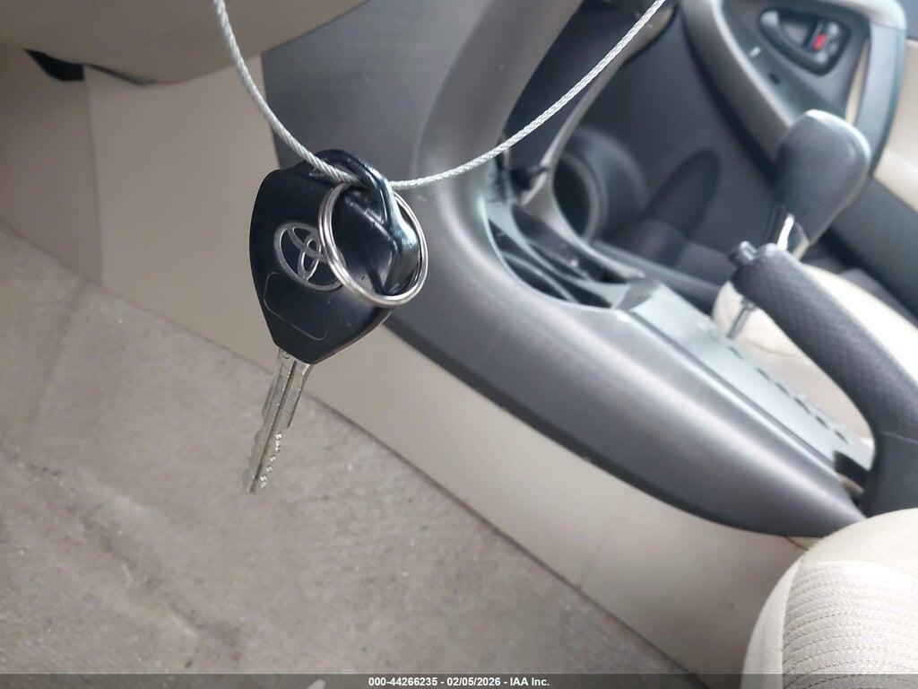 2T3ZF4DV6BW084634 2011 TOYOTA RAV4 photo no. 11