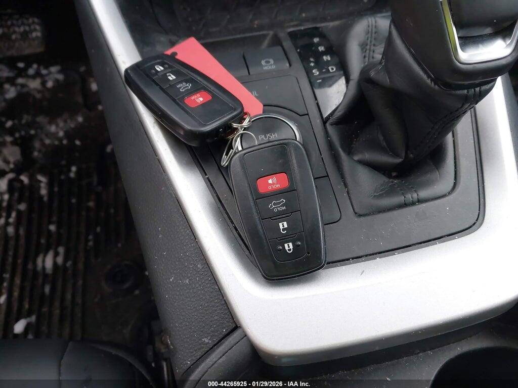 4T3B6RFV1MU060563 2021 TOYOTA RAV4 HYBRID photo no. 11