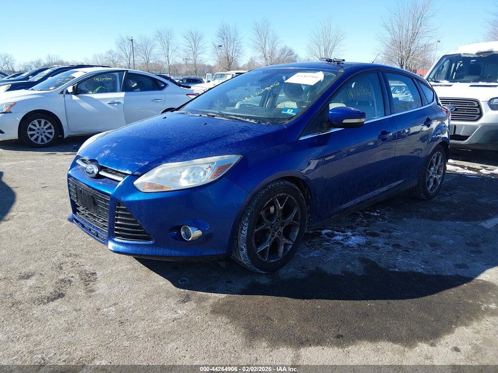 1FAHP3M2XCL378248 2012 FORD FOCUS photo no. 2