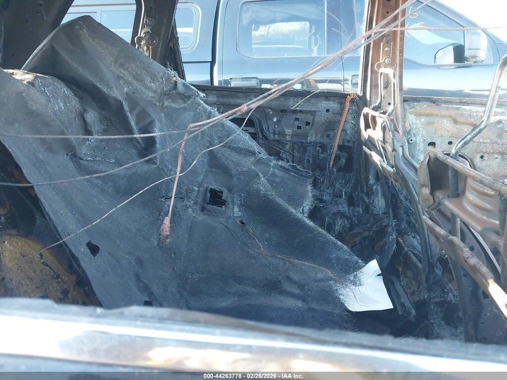 KNMAT2MV9KP547906 2019 NISSAN ROGUE photo no. 8