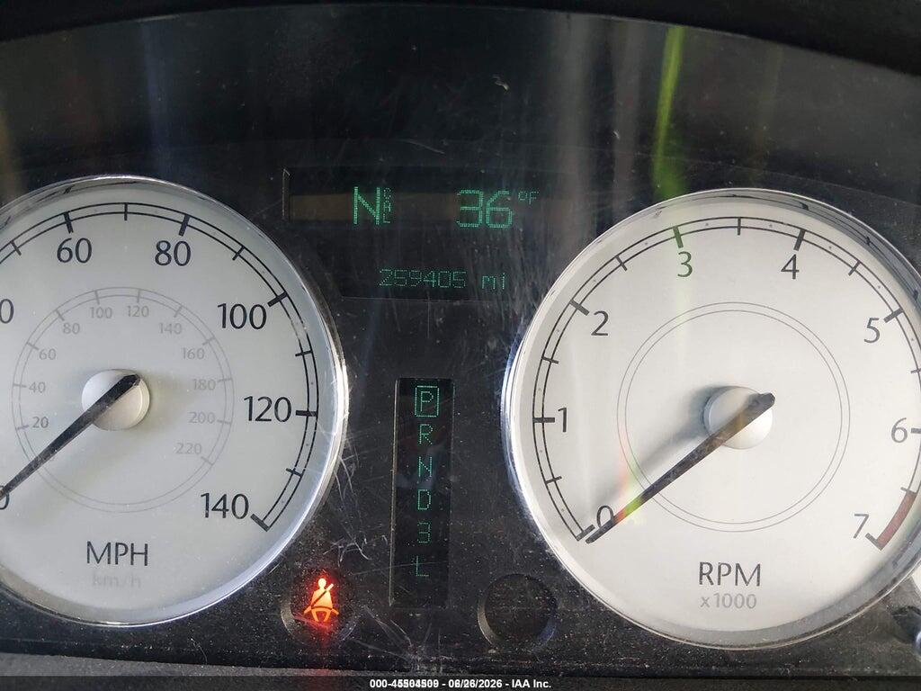 2C3AA53G35H665280 2005 CHRYSLER 300 photo no. 7