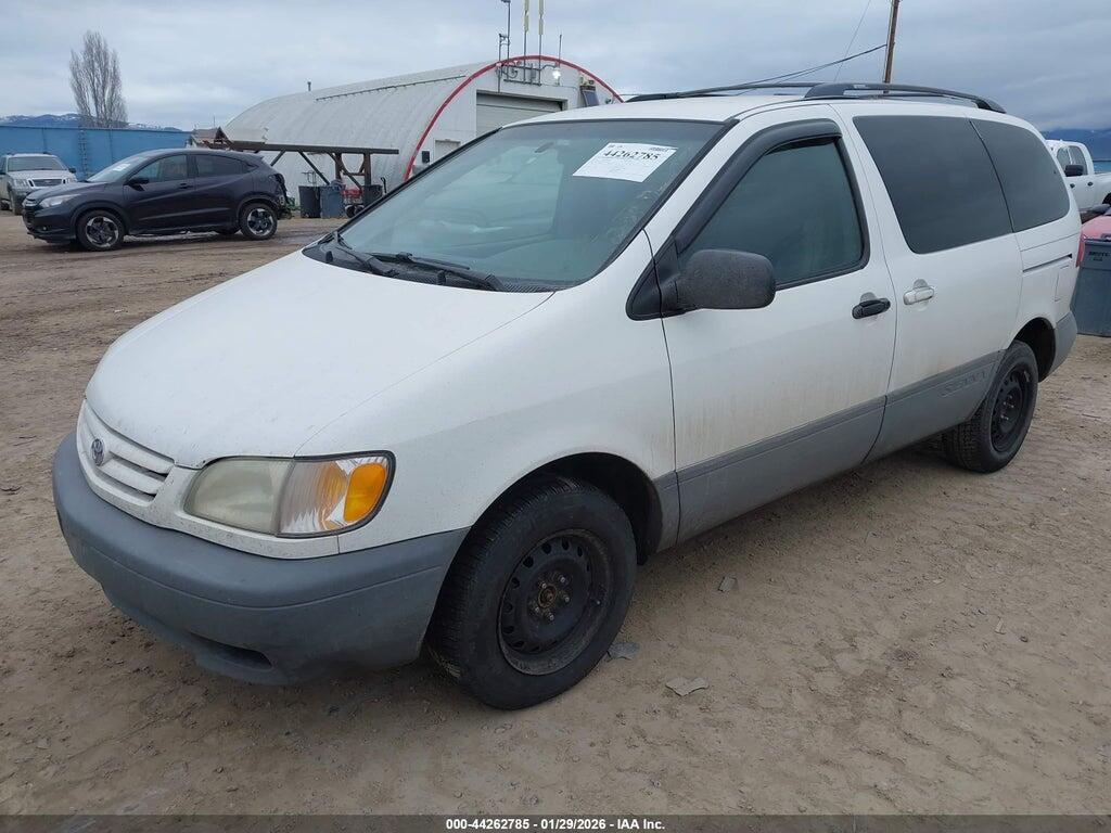 4T3ZF13C72U417244 2002 TOYOTA SIENNA photo no. 2