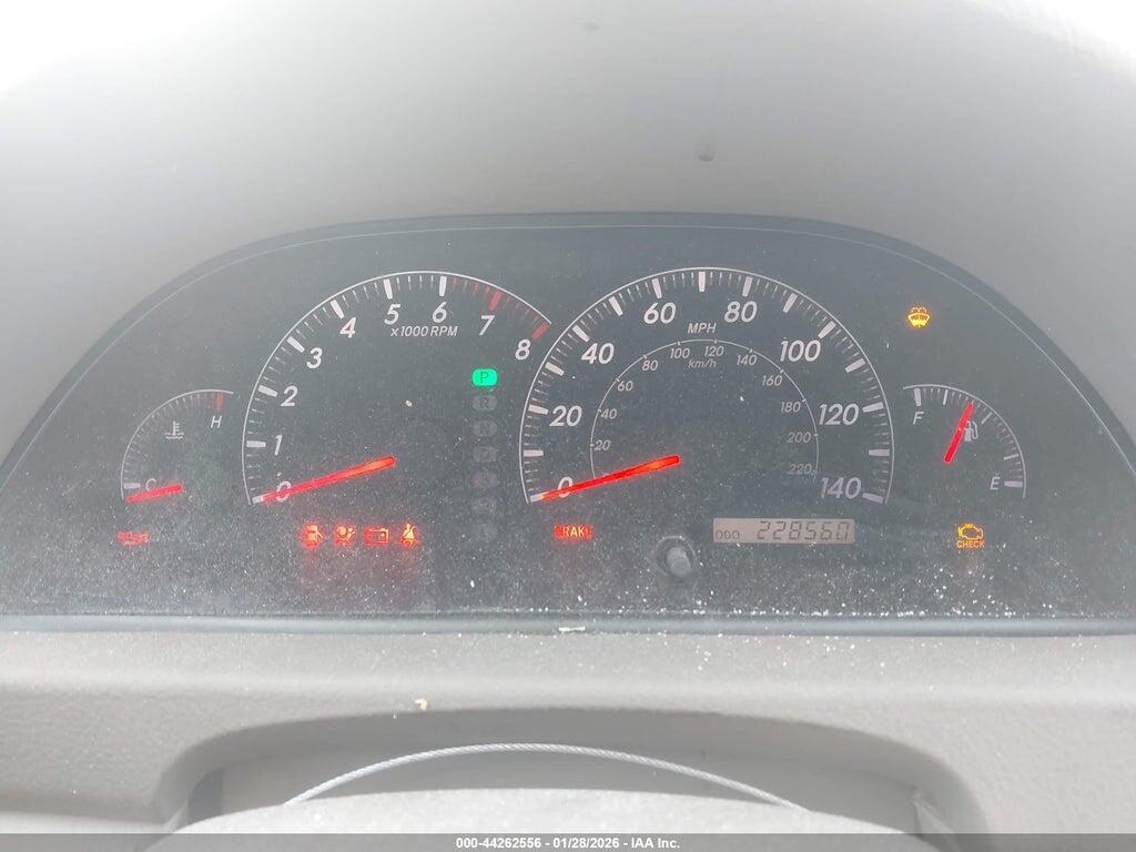 4T1BF30K85U098233 2005 TOYOTA CAMRY photo no. 7