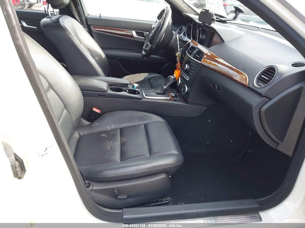 WDDGF8BB5CR197358 2012 MERCEDES-BENZ C 300 photo no. 5