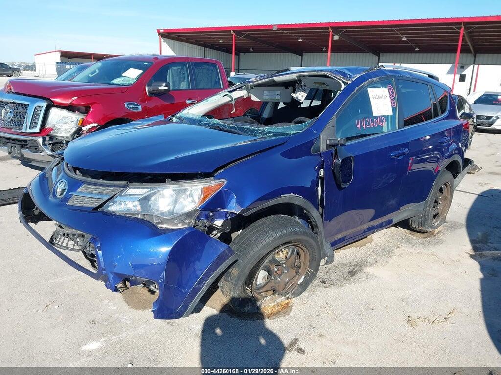 2T3ZFREV1FW194704 2015 TOYOTA RAV4 photo no. 2