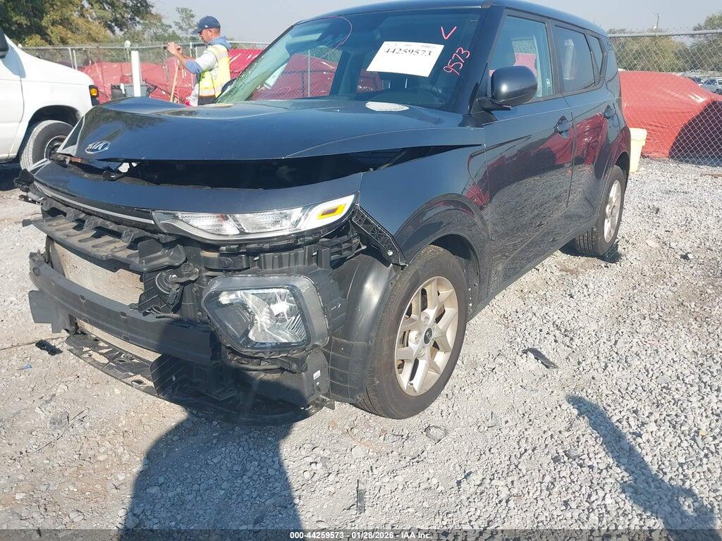 KNDJ23AU1L7001946 2020 KIA SOUL photo no. 6